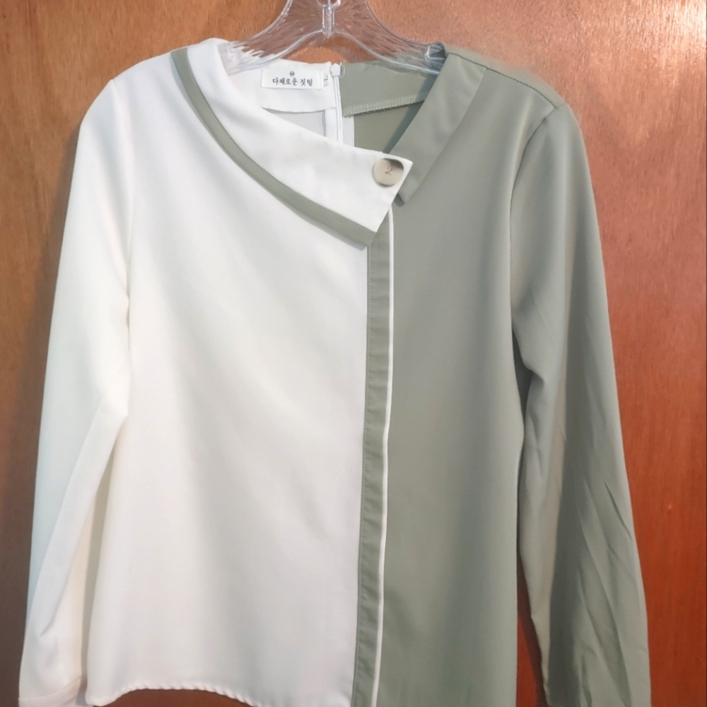 Ladies Blouse, Korean Brand "Colorful Feathers" Sage & White, size L  or S